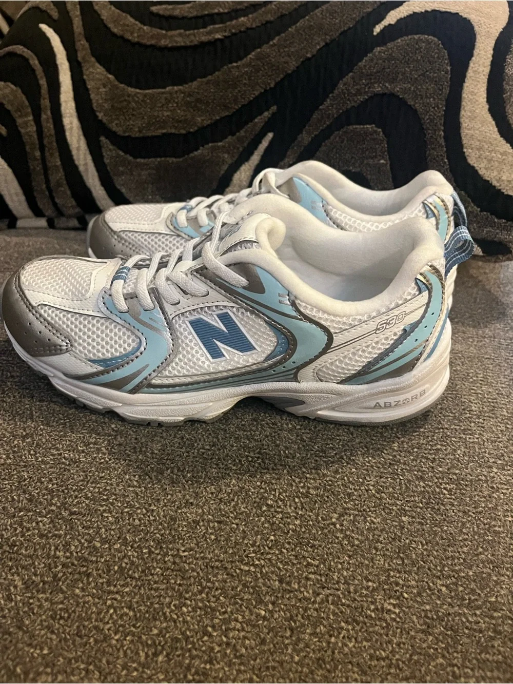 No lace New Balance Kids Light Blue & White Running Sneakers